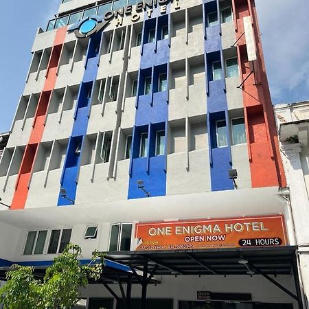 One Enigma Hotel Куала-Лумпур Экстерьер фото
