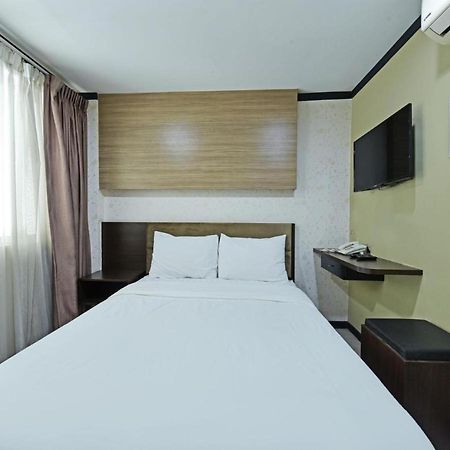 One Enigma Hotel Куала-Лумпур Экстерьер фото